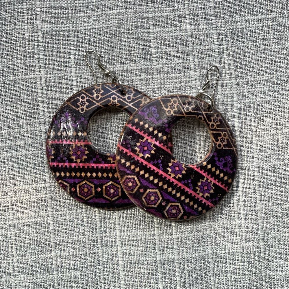 NWOT✅ wooden hoop earrings 💜
